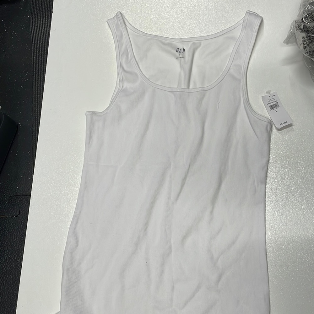 White tank